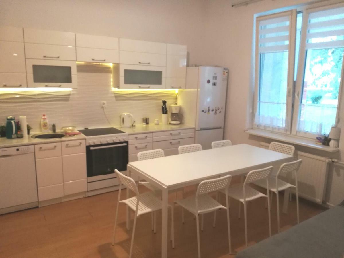 Apartamento Apartament Blisko Morza Kolobrzeg-Podczele Exterior foto